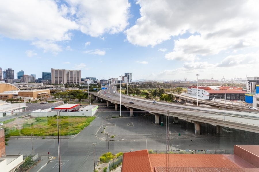 2 Bedroom Property for Sale in Zonnebloem Western Cape